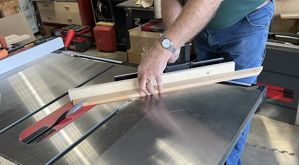 Use A Sacrificial Fence On Your Miter Gauge For Cleaner, Safer, Accurate Cuts